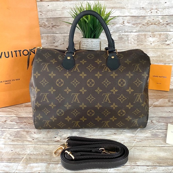 Louis Vuitton Handbags - 🖤STUNNING🖤LOUIS VUITTON SPEEDY 30